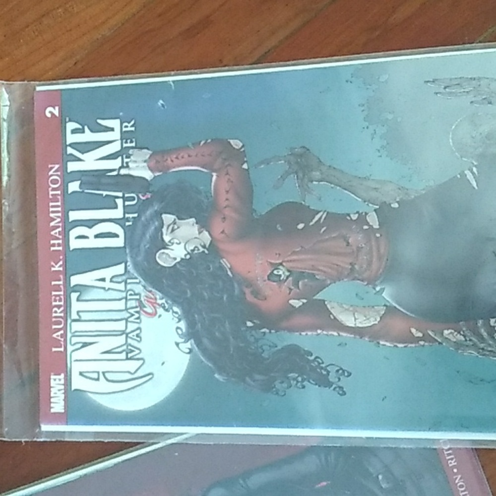🌌 GOTH  Anita Blake Comic Books